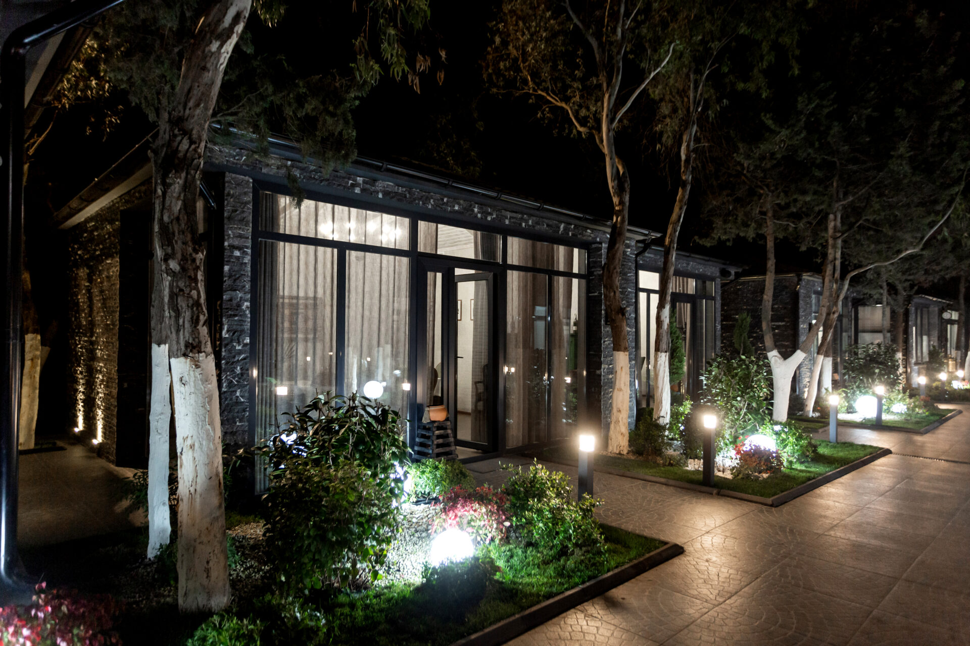 Wired in garden lights for outdoor lighting